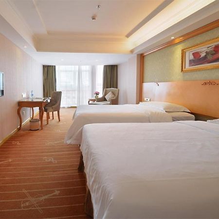Vienna Hotel Guangzhou Nanhu Park Exterior photo