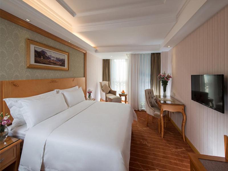 Vienna Hotel Guangzhou Nanhu Park Exterior photo