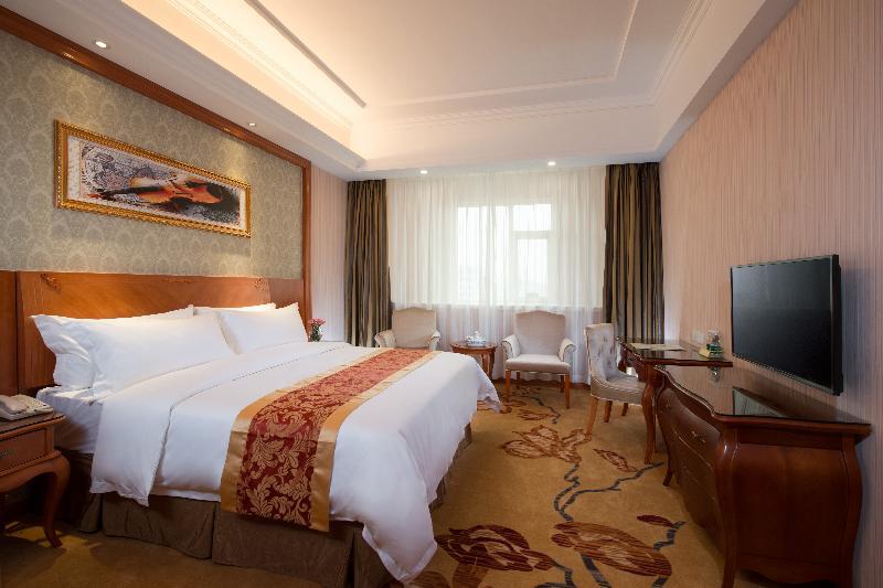 Vienna Hotel Guangzhou Nanhu Park Exterior photo